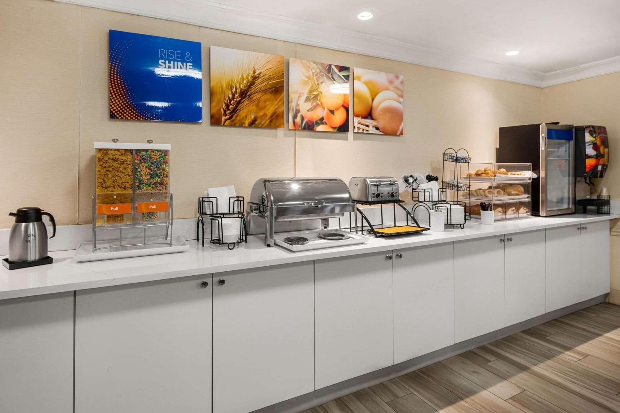 Comfort Inn Oceanside Дірфілд-Біч Екстер'єр фото