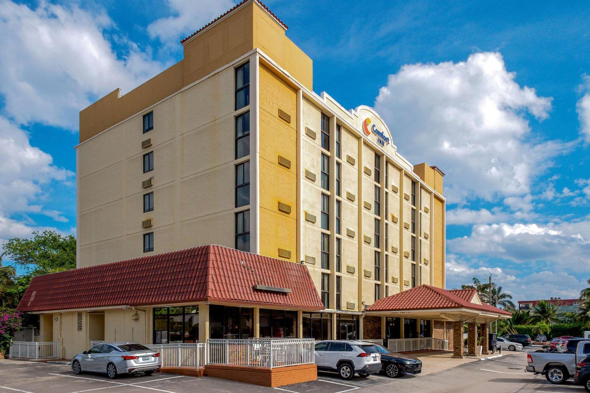 Comfort Inn Oceanside Дірфілд-Біч Екстер'єр фото